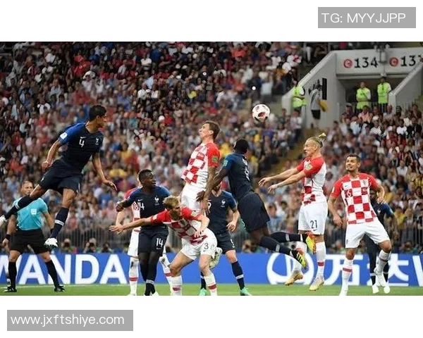 足球场内斗殴风波再起多名球星因打架事件引发热议