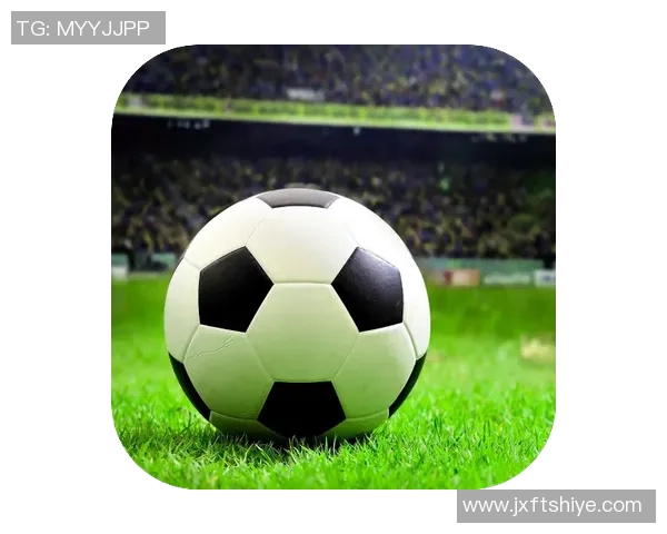 天下足球历史百大球星全解析 球场传奇与辉煌瞬间回顾