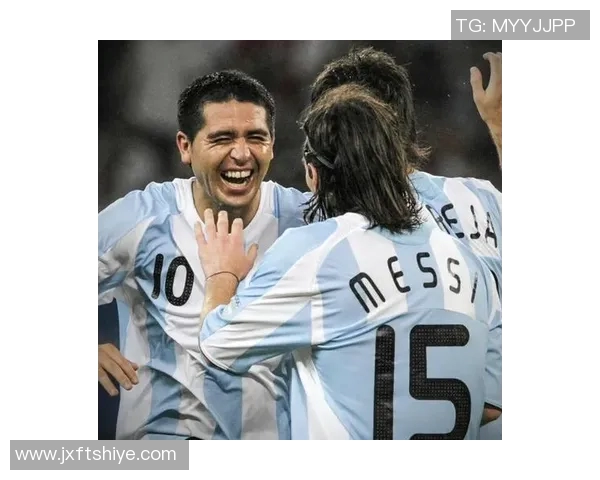 当足球巨星遇上高学历妻子爱情事业双丰收的甜蜜人生