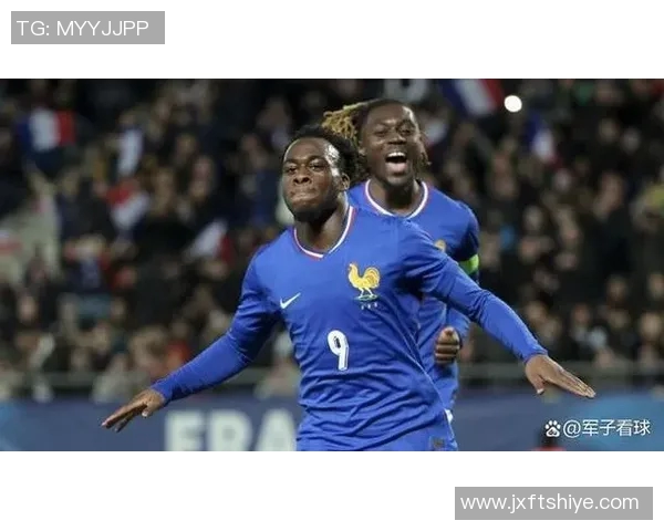 新西兰现役足球明星聚焦：展现绿茵场上激情与荣耀的顶尖球员