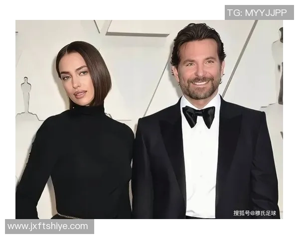 全球足球巨星背后的女人们：揭示球员妻子们的非凡人生与独特魅力